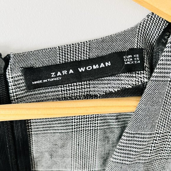 Zara Checkered Ruched Midi Dress - Picture 2 of 5